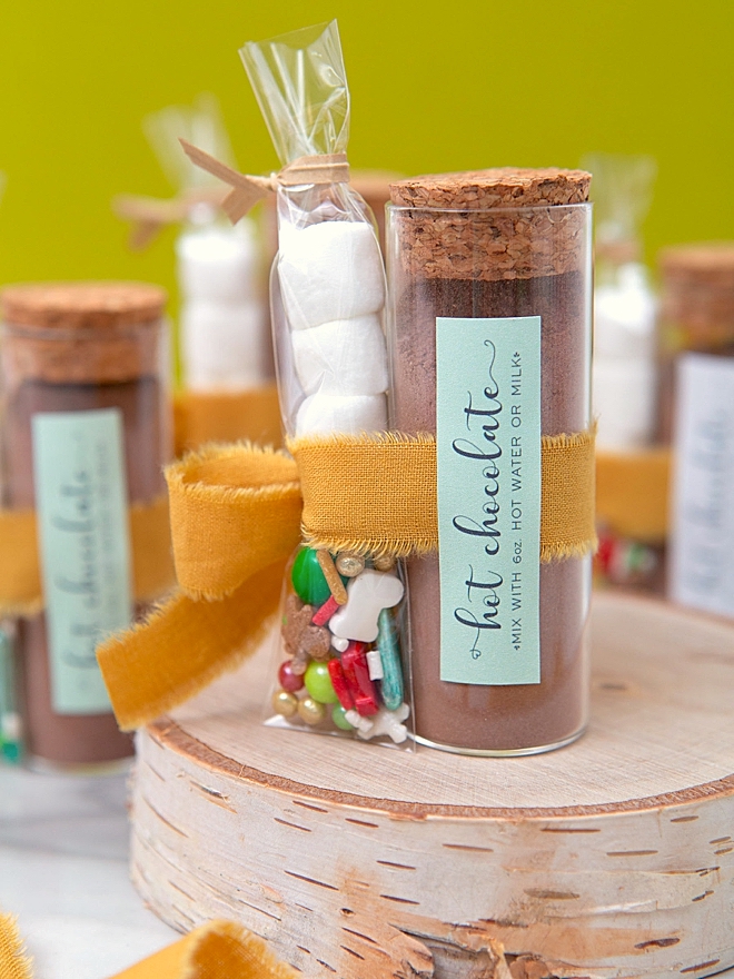 How To Make The Most Adorable Hot Chocolate Favors