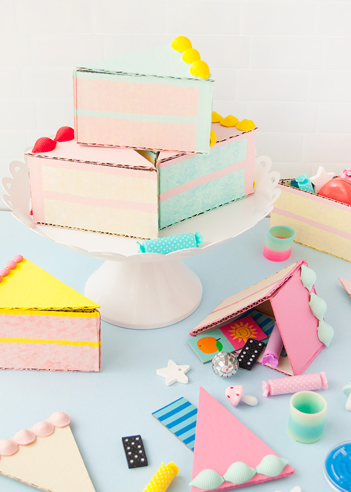 Cardboard Cake Slice Party Favors